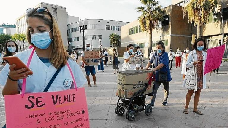 Protesta en Tarragona de médicos internos residentes, durante el mes de septiembre. Foto: Pere Ferré