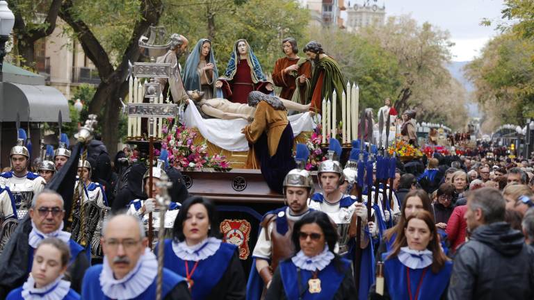 Imagen de archivo del Gremi de Marejants, durante la procesión del Viernes Santo del año 2018. FOTO: PERE FERRÉ
