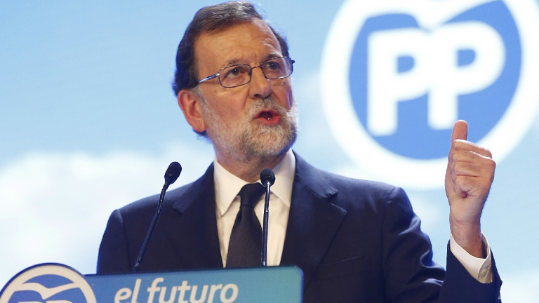 Rajoy: 'He tenido el honor de ser político, y a mucha honra'