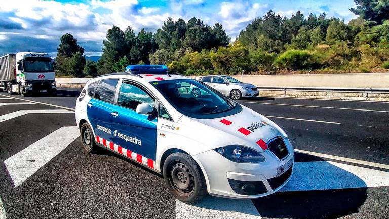 Mossos ha activado un operativo para localizar a los coches que han actuado en este incidente. Foto: CME