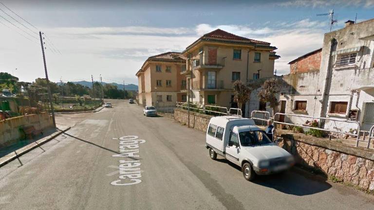 Imagen de la calle de Móra la Nova donde tuvieron lugar los hechos. Foto: Google Maps
