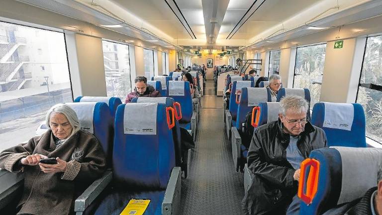 La herramienta permite hacer un seguimiento a tiempo real de todos los trenes, tanto de Rodalies como de Regionals. Utiliza algoritmos que mejoran la información que da Renfe. foto: Marc Bosch