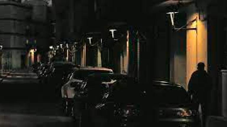 Imagen de una calle oscura. FOTO: DT