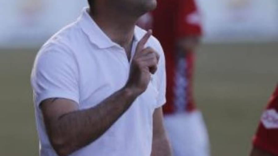 Martín Posse, durante el último partido de la pasada temporada al frente de la Pobla de Mafumet. Foto: Pere Ferré