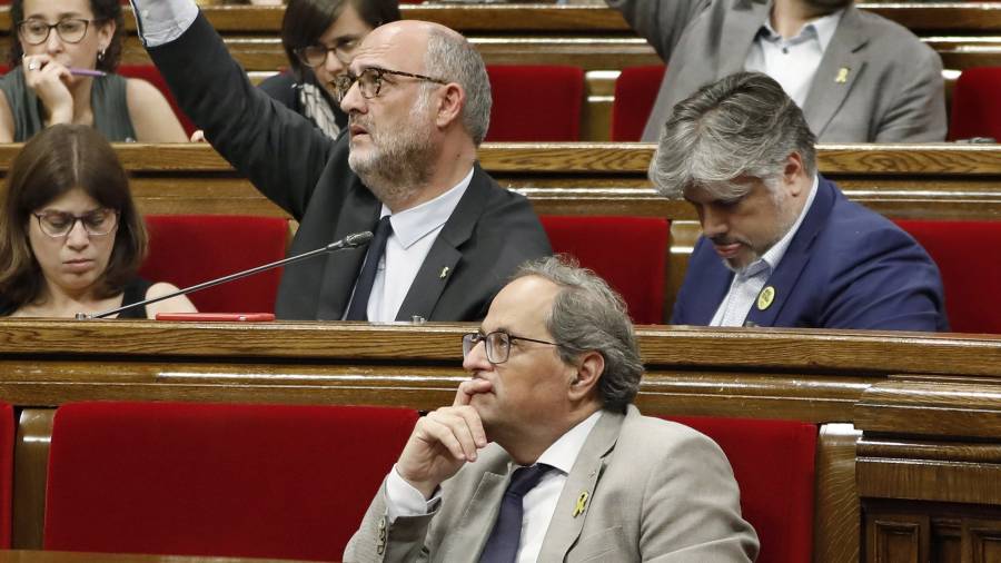 El president de la Generalitat, Quim Torra, durante el pleno del Parlament que se celebró el pasado jueves. FOTO: EFE/ANDREU DALMAUFUENTE:CEO