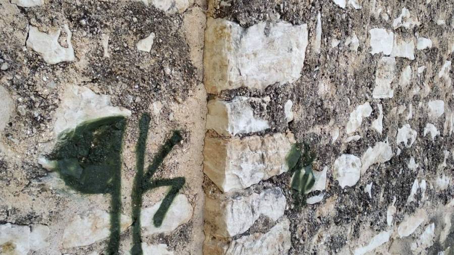 Ataque vandálico a la ermita románica de Segur de Calafell