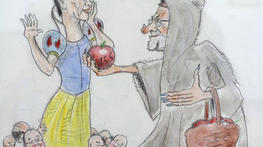 Un Rajoy-reina Elspeth regala a S&aacute;nchez la poma enverinada del 155.