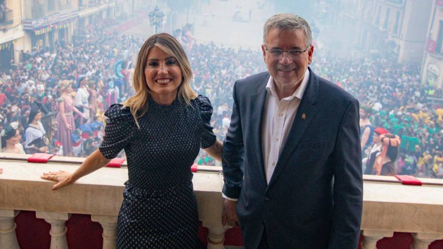 La pregonera de 2022, Danae Boronat, i l’alcalde de Tarragona, Pau Ricomà. FOTO: Àngel Ullate