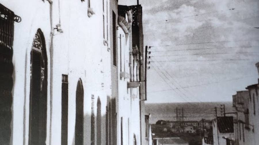 La calle Jesús de Calafell en los años 60.