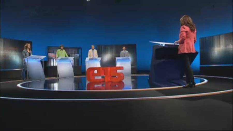 Imagen de los instantes previos al inicio de la grabación del debate, que se llevó a cabo el pasado lunes por la tarde en las instalaciones de TV3 en Sant Joan Despí. Foto: Cedida