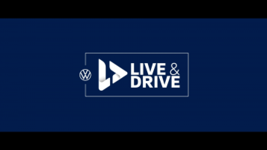 El primero de los programas de «Live&Drive» se emitirá en streaming en YouTube (https://youtu.be/SgPguYAvQFg) este domingo a las 17.30 horas desde el Circuito del Jarama.