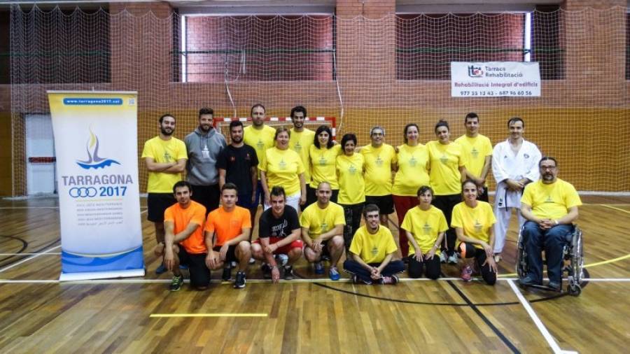 El equipo que acudirá al programa realizó un entrenamiento ayer en el pabellón del Nàstic. Foto: Tarragona 2017