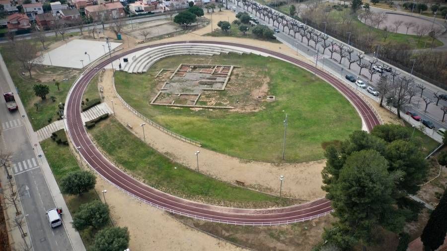 La pista rodea un yacimiento romano.