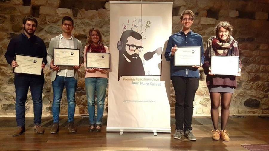 Imatge dels guanyadors del la primera edició del Premi de Periodisme Jove Joan Marc Salvat. Foto: cedida