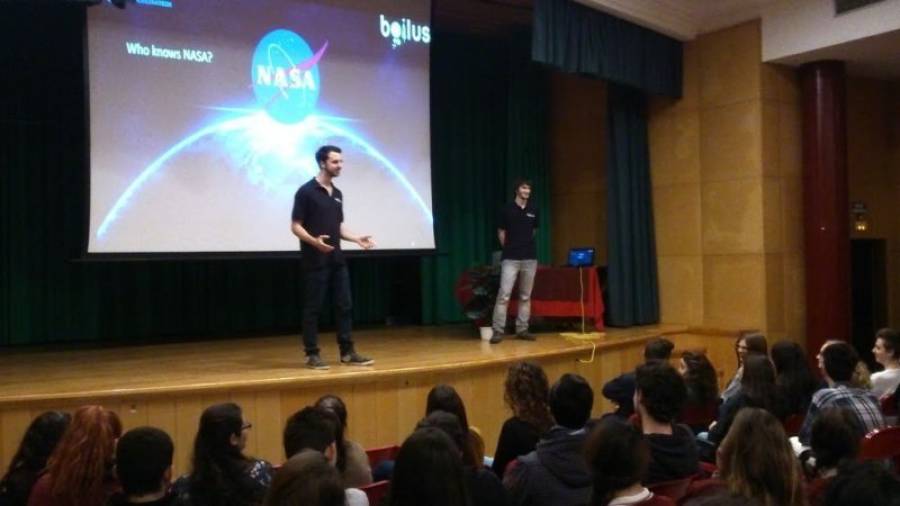 Sergi Batlle ofreció una conferencia a los alumnos de su antigua escuela de El Vendrell. Foto: Escola Sagrat Cor
