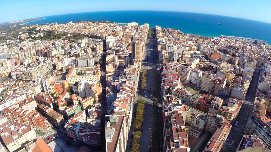 Una imagen aérea de Tarragona, uno de los municipios ya inspeccionados por Hacienda.