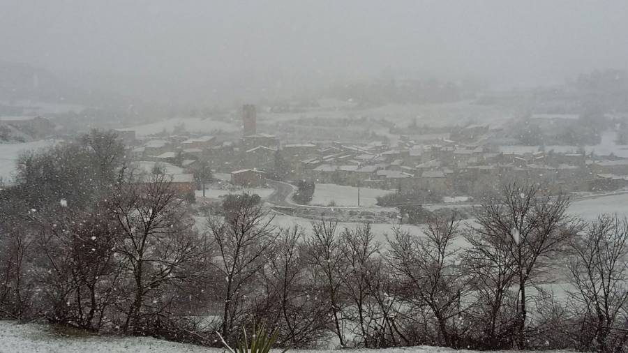 La neu ha tornat a Conesa aquest 25 de gener 