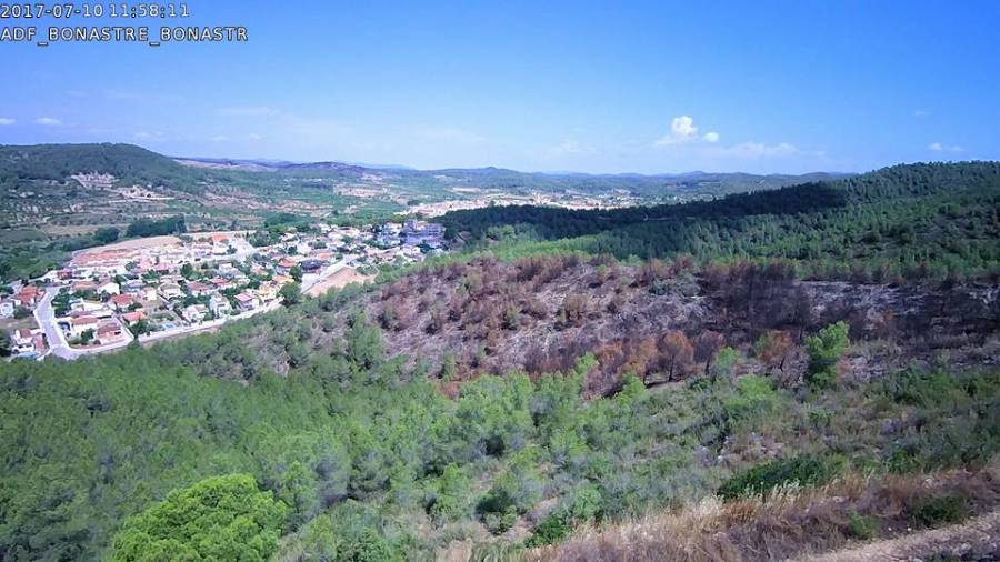 La imagen muestra la zona afectada por el incendio de la noche de Sant Joan. FOTO: ADF