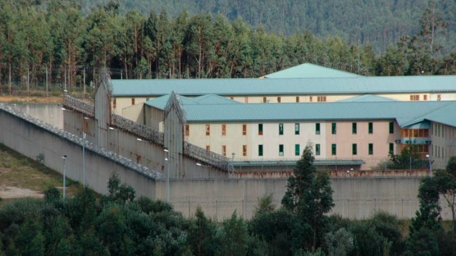 El preso estaba interno en la cárcel de Asturias. Foto: Google Maps