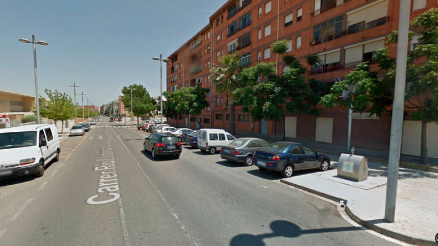 Algunos encuentros se producían en el domicilio del acusado, en la calle Riu Llobregat de Campclar. Foto: Google Maps