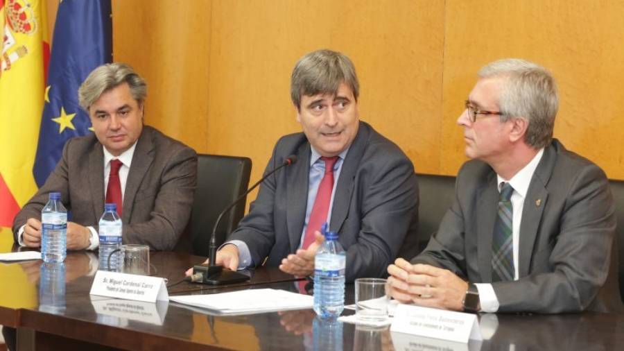 Miguel Cardenal, junto al alcalde de Tarragona, Josep Fèlix Ballesteros, el pasado 22 de octubre. Foto: Lluís Milián