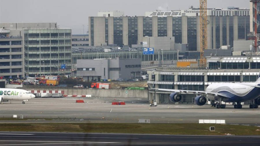 Imagen del aeropuerto de Bruselas. Foto: FRANCOIS LENOIR / REUTERS
