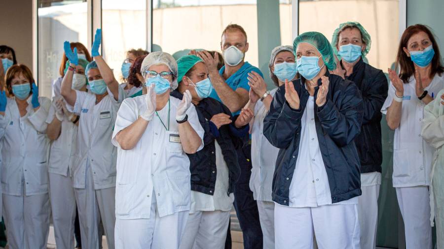El premio Princesa de Asturias de la Concordia es para los profesionales de la medicina, la enfermería, los auxiliares y el resto del personal que ha tratado con las personas contagiadas. Foto: EFE