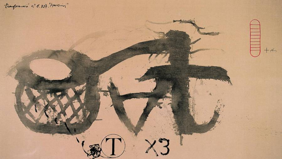 Transformació N. 6.327, 1990 (Transformación Nº. 6.327). Pintura sobre tela. 300 x 500 cm. Musée d’Art Moderne de Céret. Foto: Comissió Tàpies / Vegap.