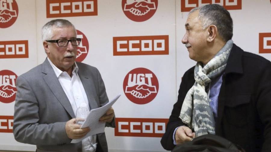 Toxo (CCOO) y Álvarez (UGT) en la ruda de prensa que han dado esta mañana. Foto: EFE