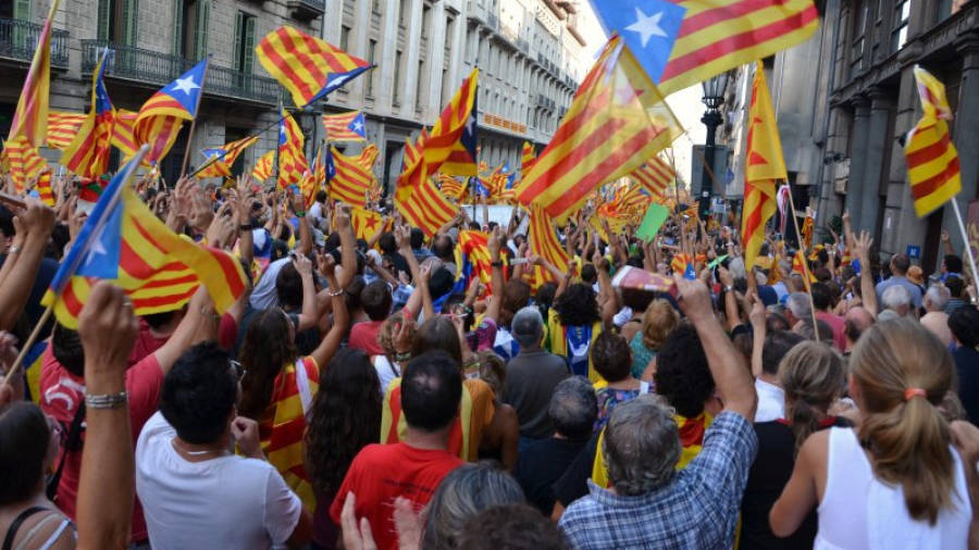 Manifestación independentista en la Via Laietana de Barcelona