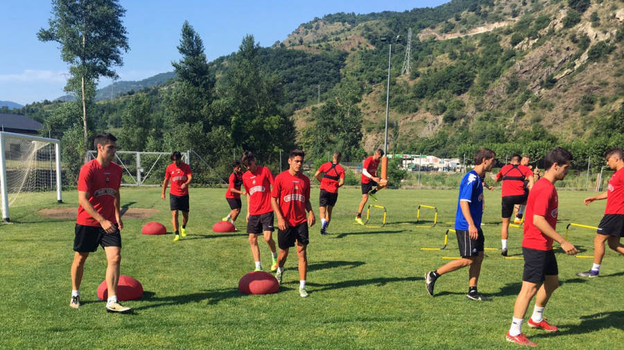 El Reus ya ha iniciado los entrenamientos en Rialp. Foto: CF Reus