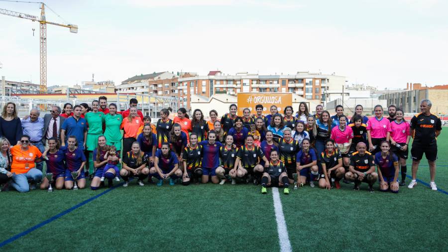 Imagen de las participantes en la jornada 'Orgullosa' disputada en Tortosa. Foto: FCF