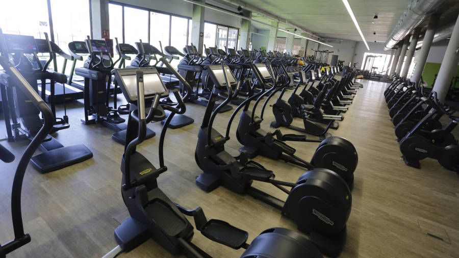 El complejo cuenta con un espacio de 1.300 metros cuadrados para la Sala Fitness.