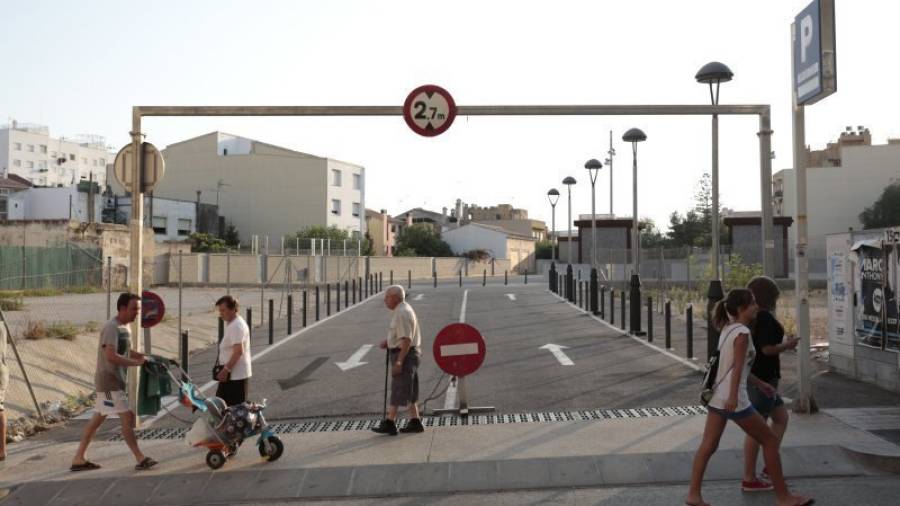 El párking de la calle Filadors es uno de los focos de investigación del juez de El Vendrell. Foto: Pere Ferré