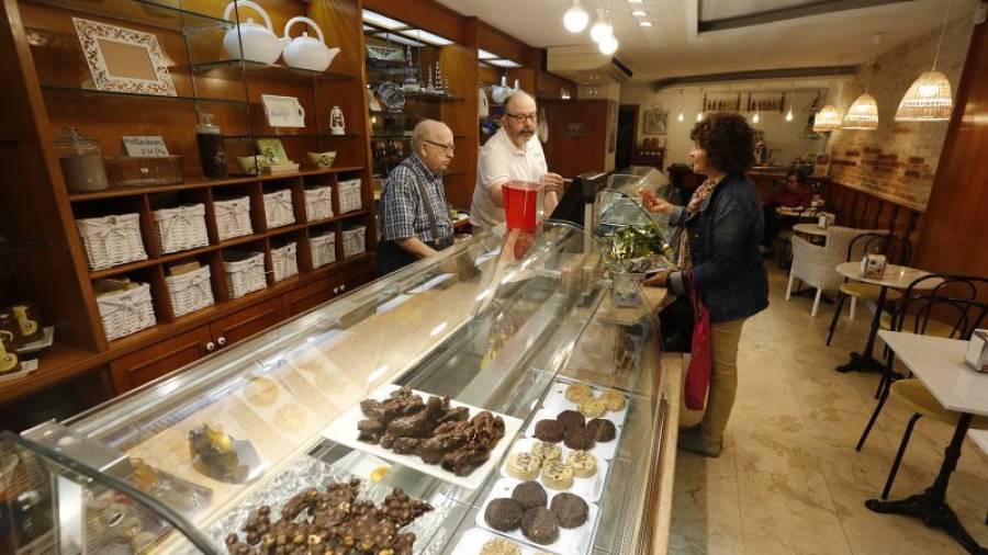 La Pastisseria Conde celebrarà demà dijous els seus 50 anys amb diversos actes festius. Foto: pere ferré