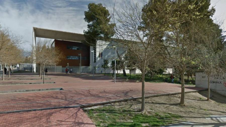 Los padres de la menor han sido juzgados hoy en un juicio rápido en un juzgado de instrucción de Cerdanyola del Vallès (Barcelona). Foto: Google Street View