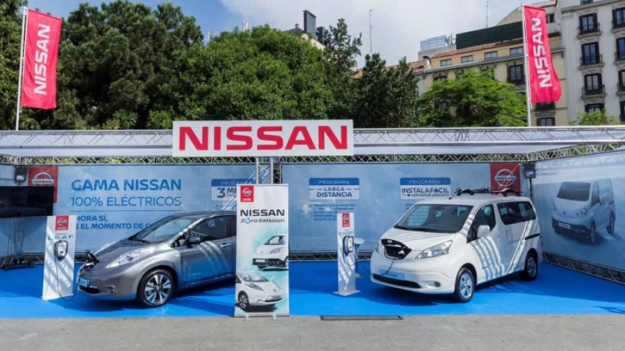 Los modelos pioneros Nissan Leaf y Nissan e-NV200 estarán a disposición de todo el público en el área de test drive.