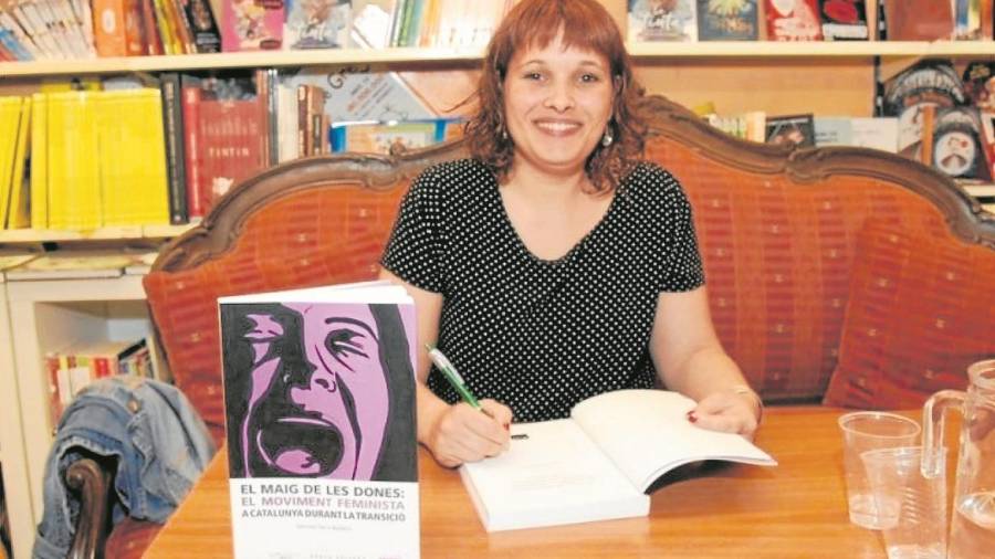 Meritxell Ferré presentó el libro en la Llibreria de la Rambla de Tarragona. FOTO: URV