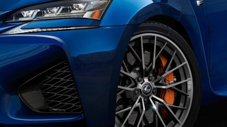 Lexus ha elegido un neumático capaz de responder perfectamente a las necesidades de sus automóviles.
