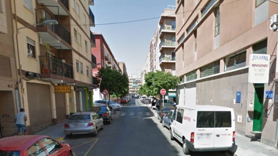 Los hechos han tenido lugar en la calle de Mestre Marçal de Valencia. Foto: Google Street View