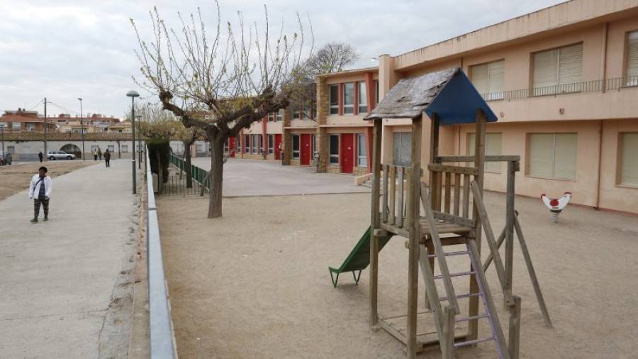 La Escola Torreforta se inauguró en 1960 y ha tenido tres reformas, la última fechada en 1992. Foto: pere ferré