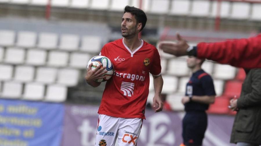 Ramón Verdú jugó ante el Eldense sus últimos minutos con la camiseta grana. Foto. Pere Ferré