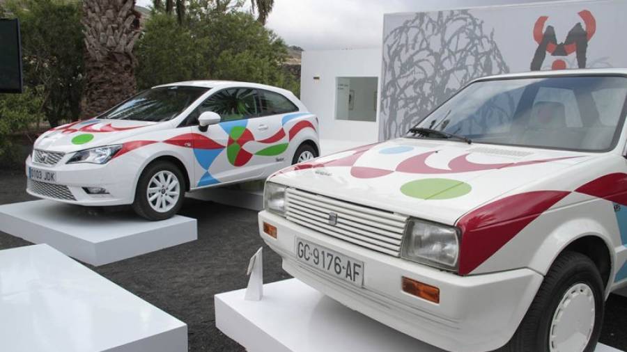 Reedición del SEAT Ibiza pintado por el artista nacido en Lanzarote.