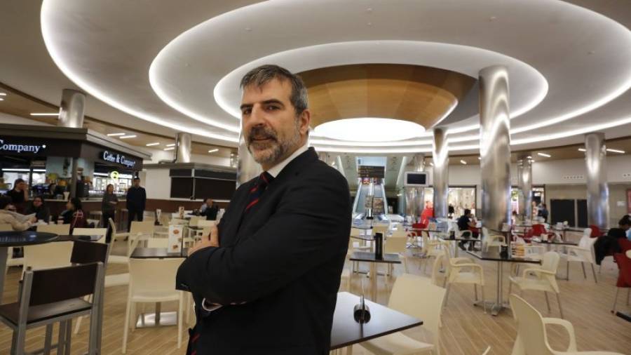 Miguel Ángel González es el gerente del centro comercial Parc Central. Foto: Pere Ferré