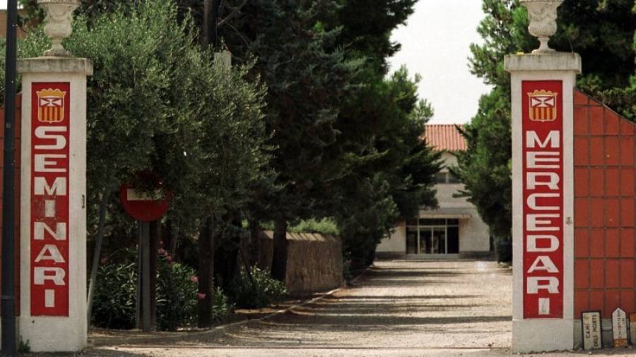 Imagen de archivo de la entrada del Seminari Mercedari de Reus, que estuvo abierto entre 1941 y 1995. Foto: DT
