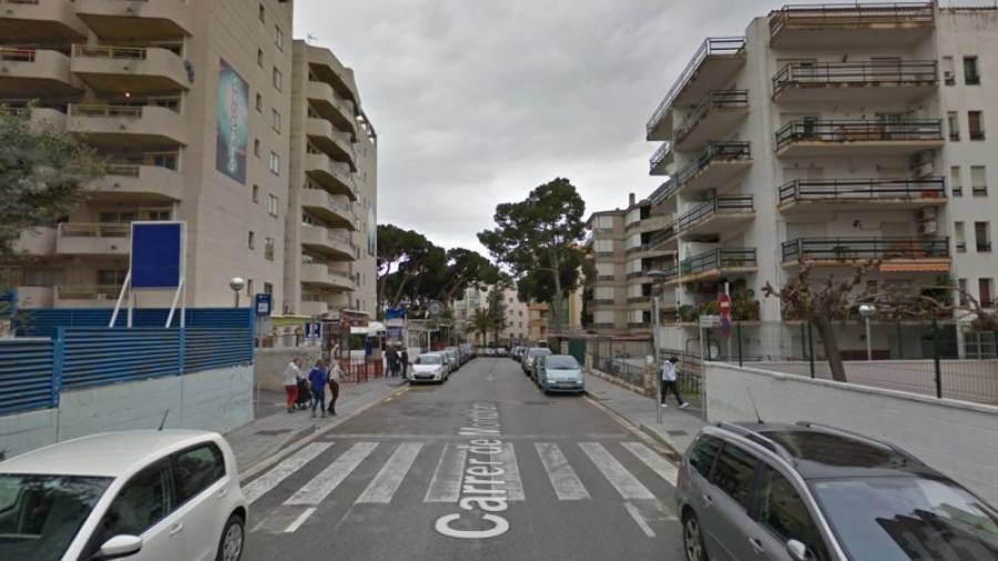 Imagen de Google street view, Carrer de Montblanc