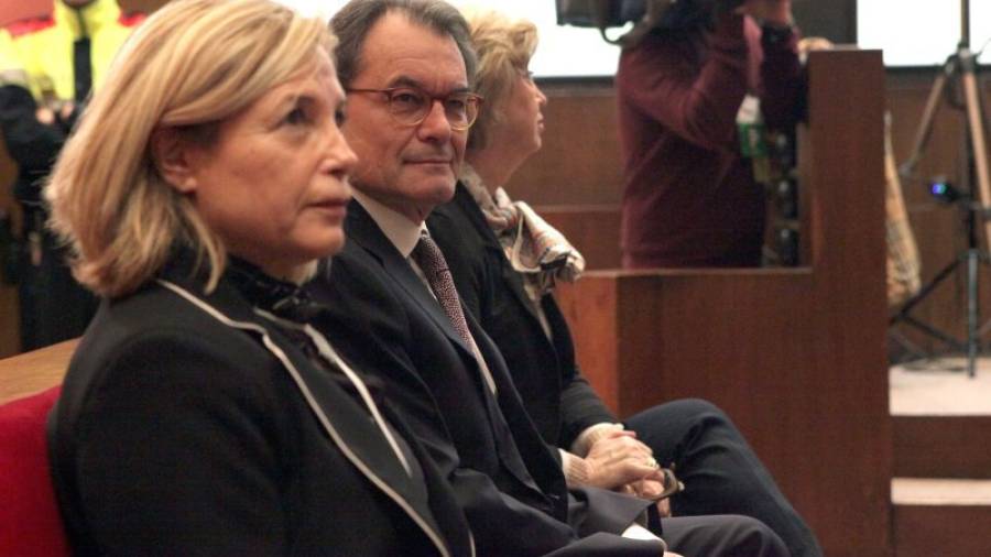 Artur Mas, Joana Ortega i Irene Rigau, al banc dels acusats el 6 de febrer del 2017. Foto: ACN