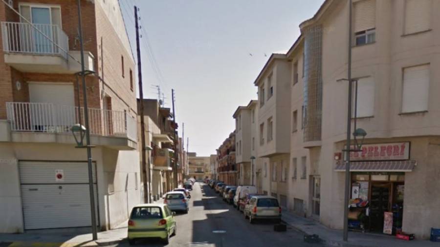 El accidente ha ocurrido en la calle Priorat del barrio de Torreforta. Foto: Google Street View