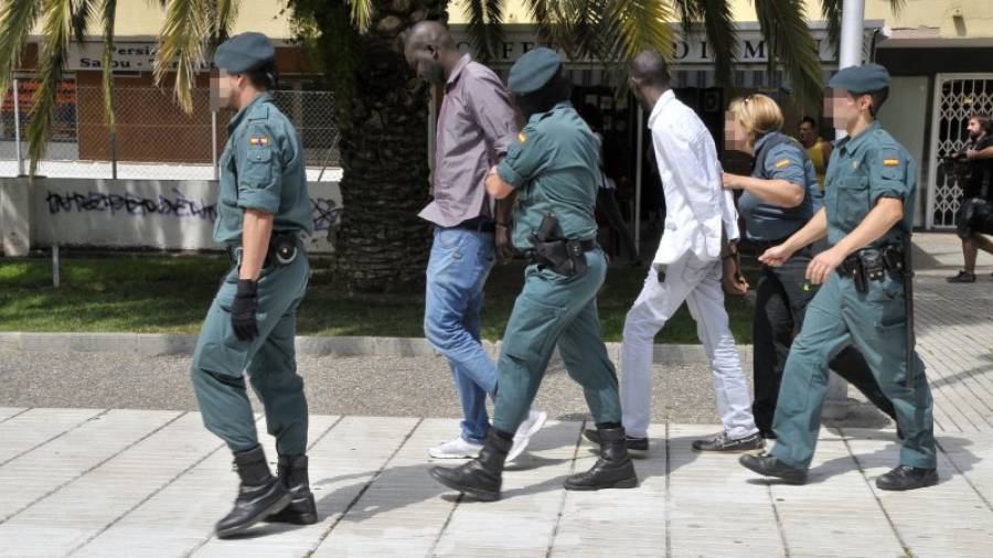 La operación realizada el 18 de junio de 2014 en Salou y Reus se saldó con una veintena de detenciones. Foto: alfredo gonzález
