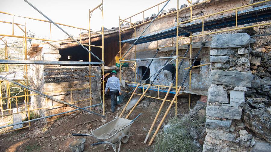 Imatge de l'estat de les obres al Mas de Burot.Foto: J.Revillas 